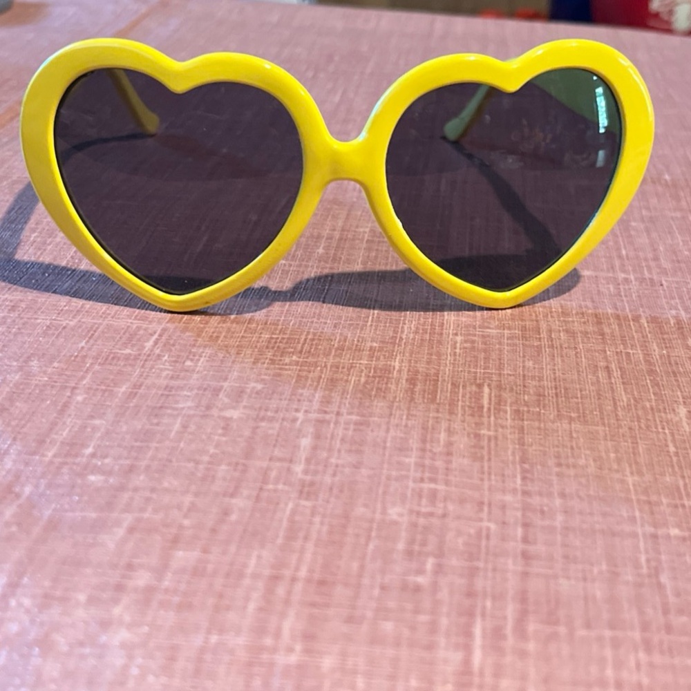 REVLON X BARBIE YELLOW HEART SUNGLASSES adult size